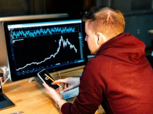 AI-based app helping user with personal finance dashboard
