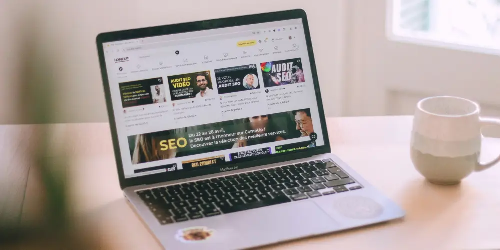 digital marketing and SEO dashboard for LinkedIn content strategy